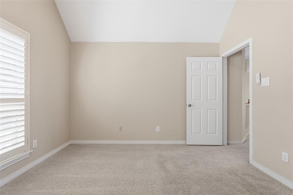 2741 Barrington Drive Property Photo 7