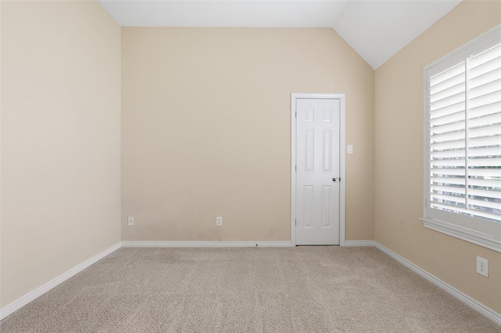 2741 Barrington Drive Property Photo 8