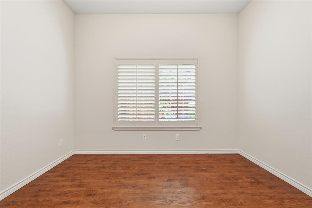 2741 Barrington Drive Property Photo 10