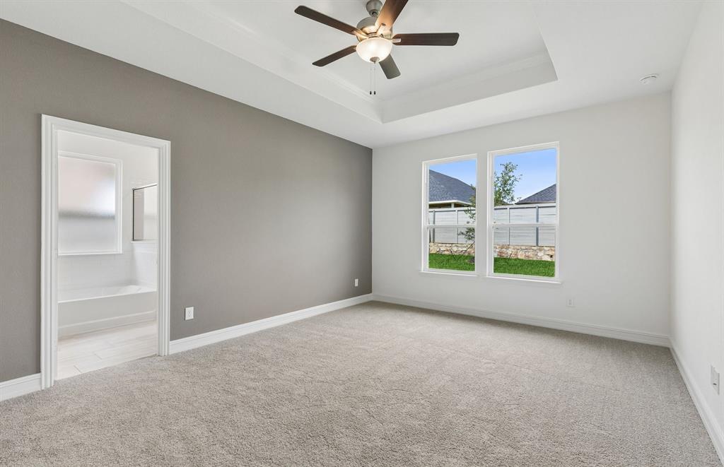 8713 Leafy Lane Property Photo 9