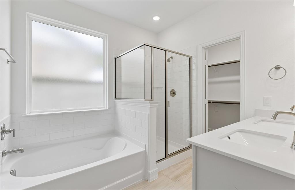 8713 Leafy Lane Property Photo 11