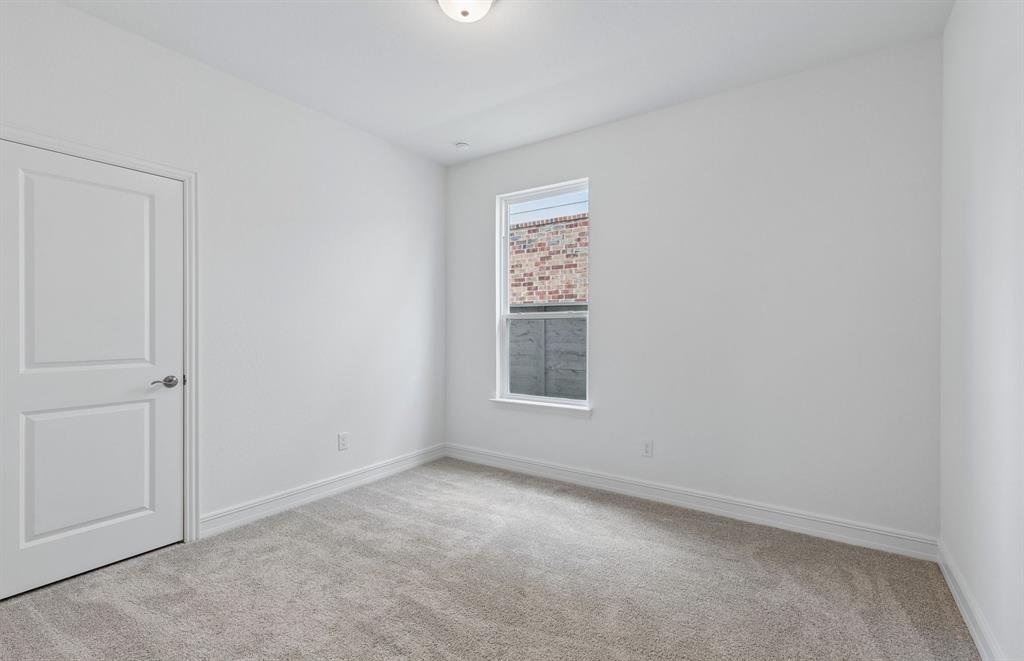 8713 Leafy Lane Property Photo 16