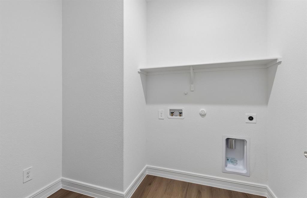 8713 Leafy Lane Property Photo 19