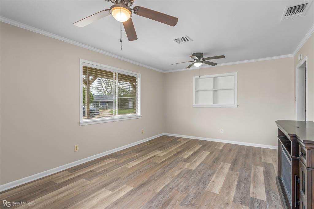4217 Logan Street Property Photo 4