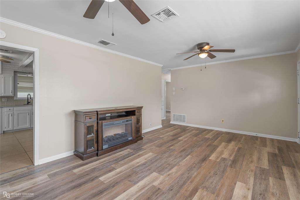 4217 Logan Street Property Photo 7