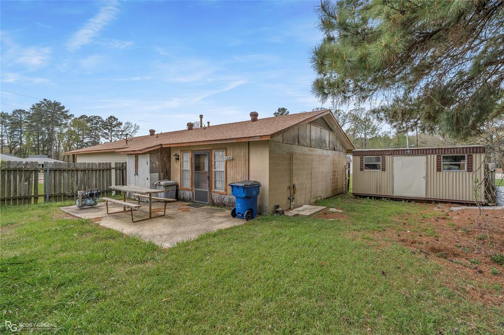 1104 Doctors Property Photo 4