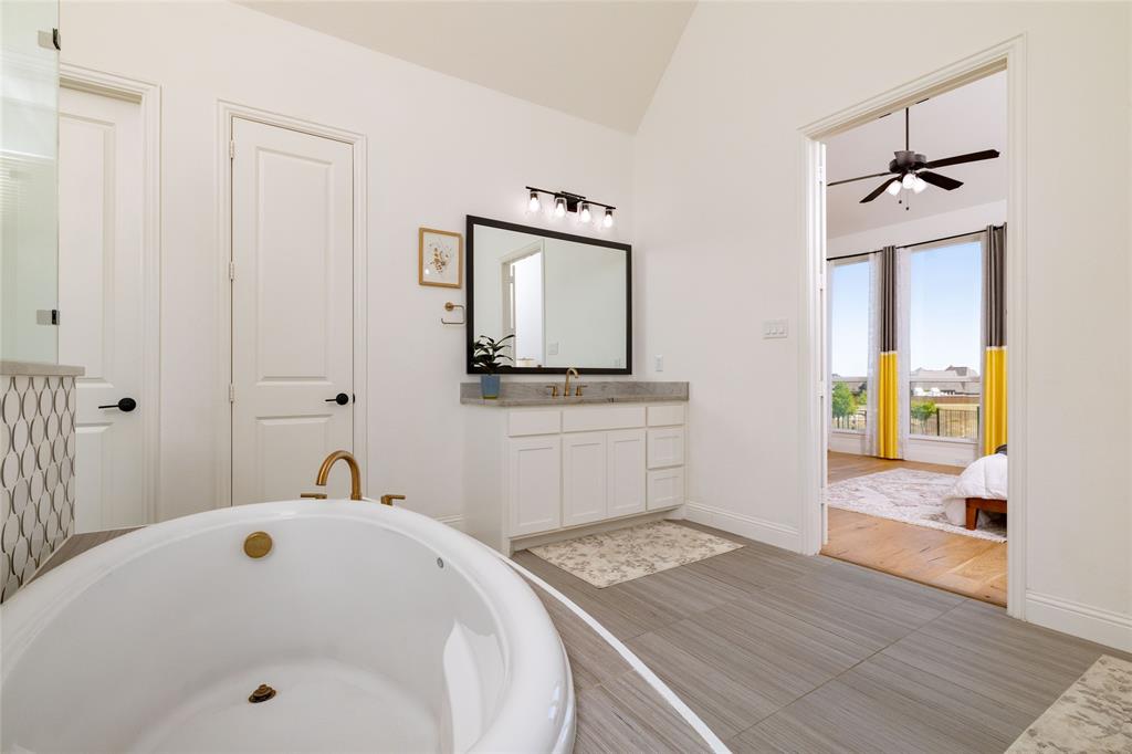 2037 Waterleaf Road Property Photo 17