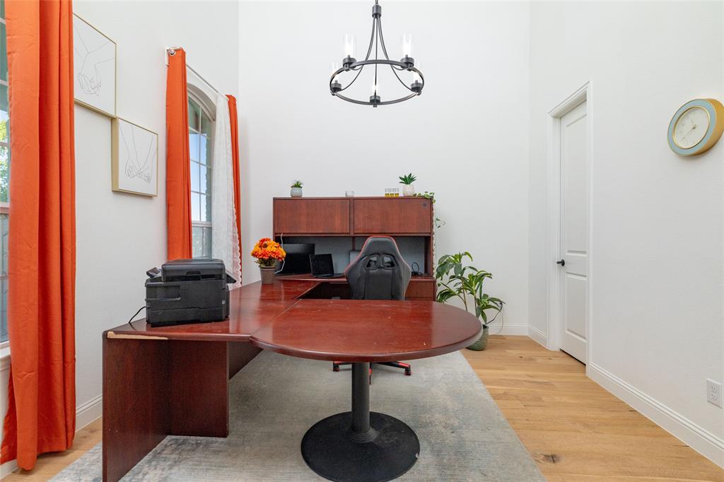 2037 Waterleaf Road Property Photo 18