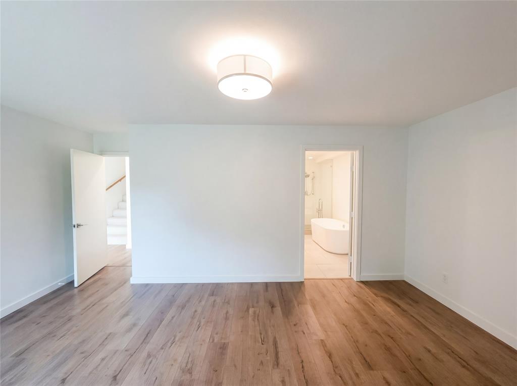 7121 Winding Creek Road Property Photo 4