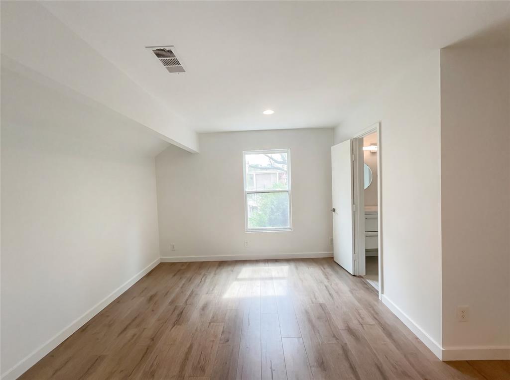 7121 Winding Creek Road Property Photo 18