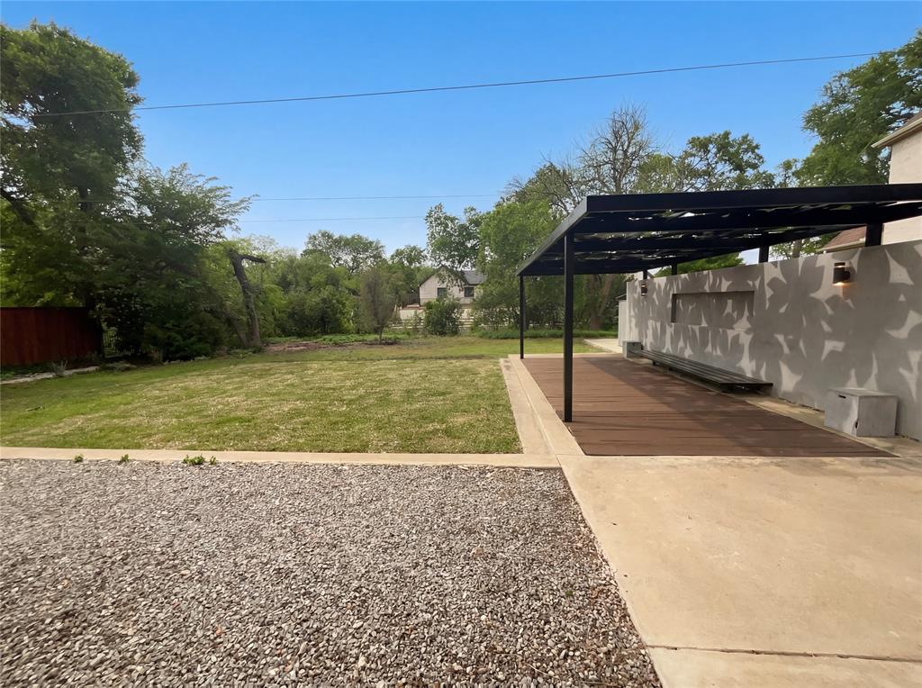 7121 Winding Creek Road Property Photo 21