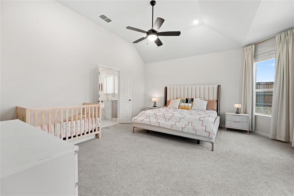 10713 Smoky Oak Trail Property Photo 14