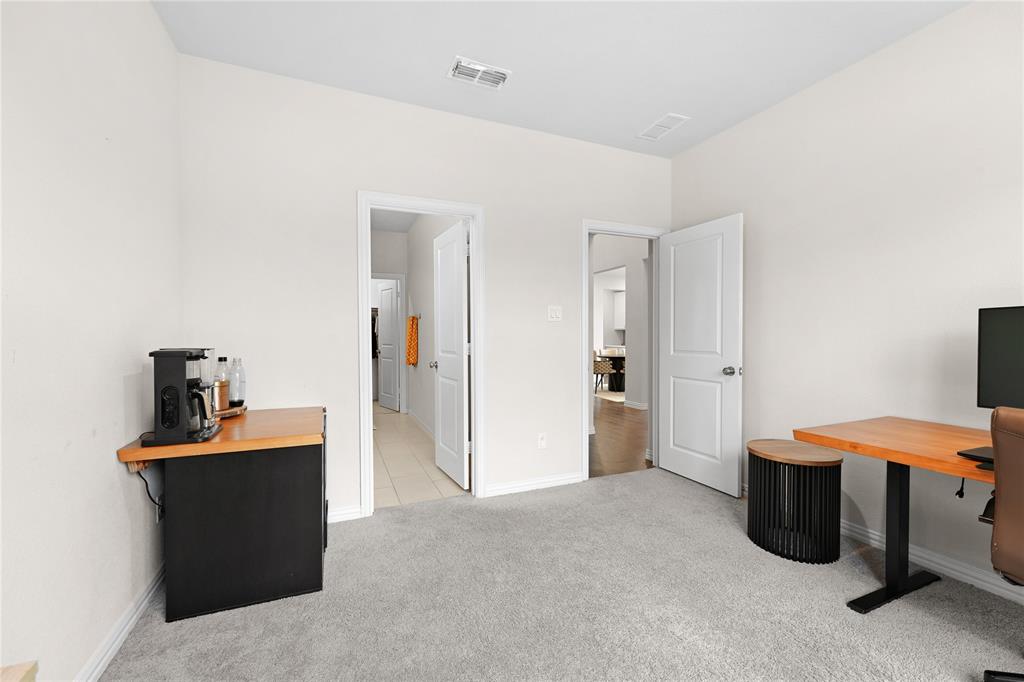 10713 Smoky Oak Trail Property Photo 19
