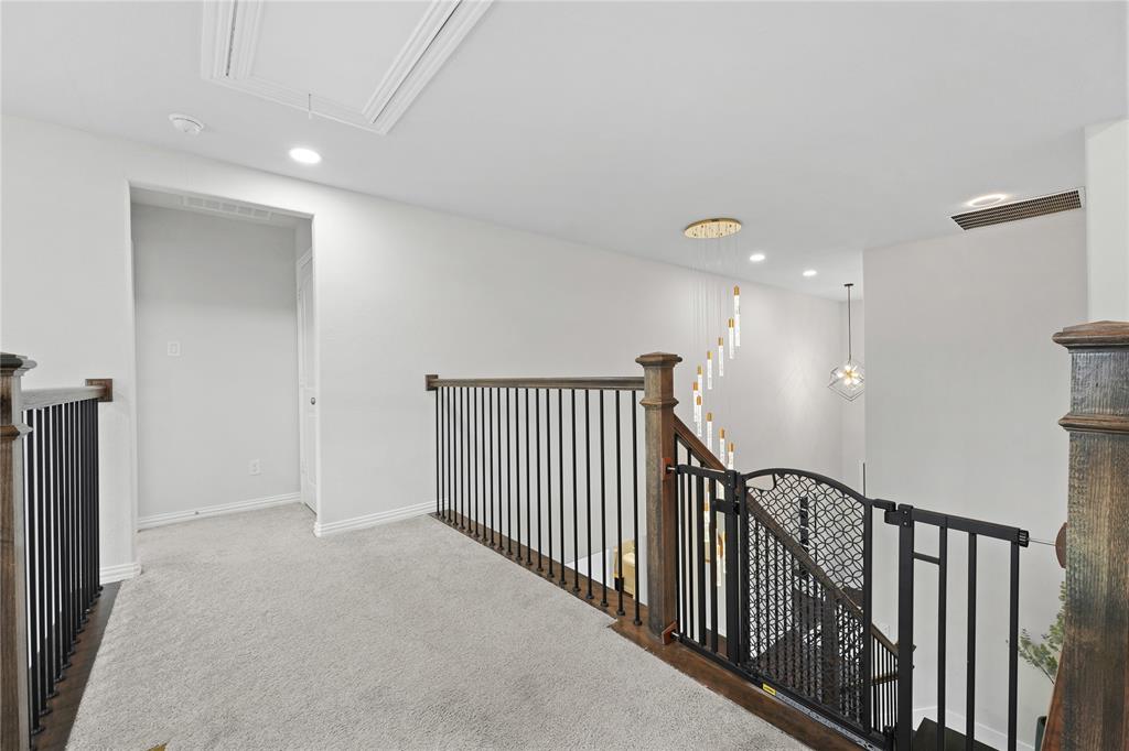 10713 Smoky Oak Trail Property Photo 25