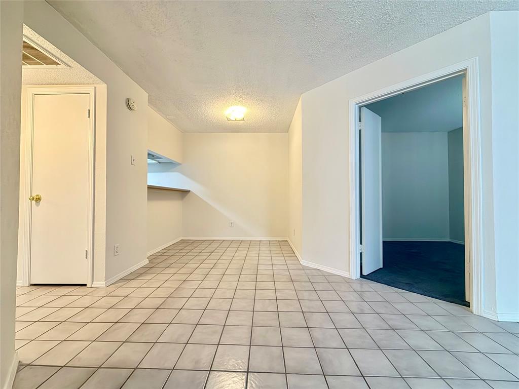 18333 Roehampton Drive 624 Property Photo 9