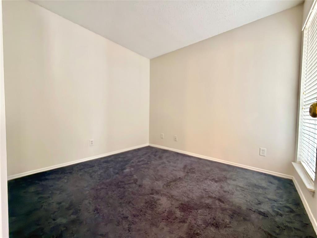 18333 Roehampton Drive 624 Property Photo 13