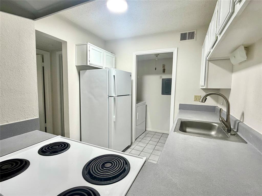18333 Roehampton Drive 624 Property Photo 19