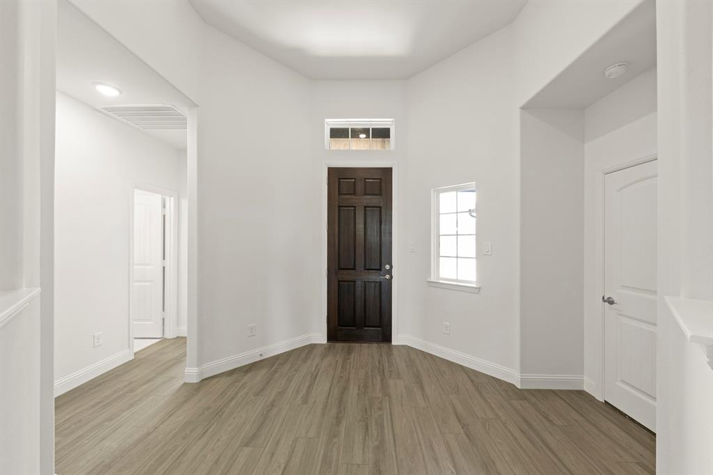 801 Trinity Street Property Photo 2