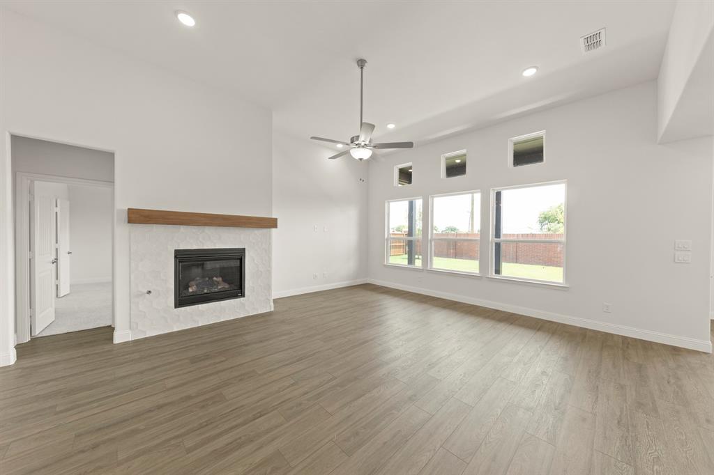 801 Trinity Street Property Photo 4