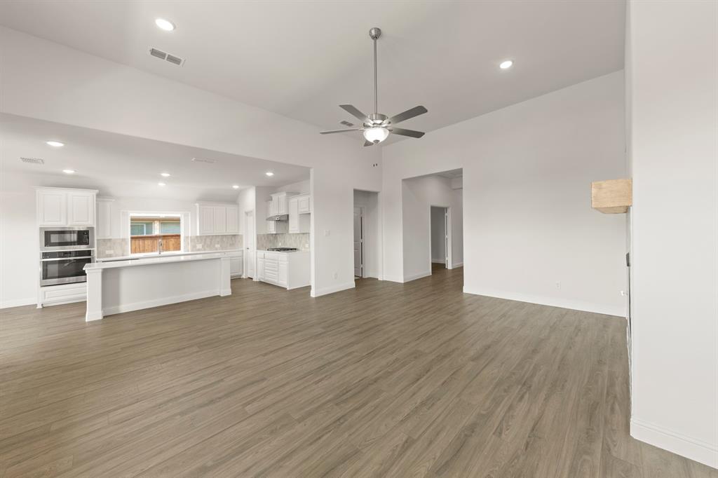 801 Trinity Street Property Photo 5