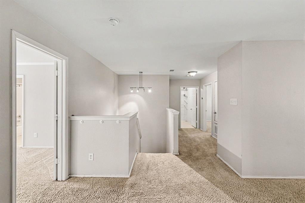 4030 Holly Leaf Court Property Photo 21