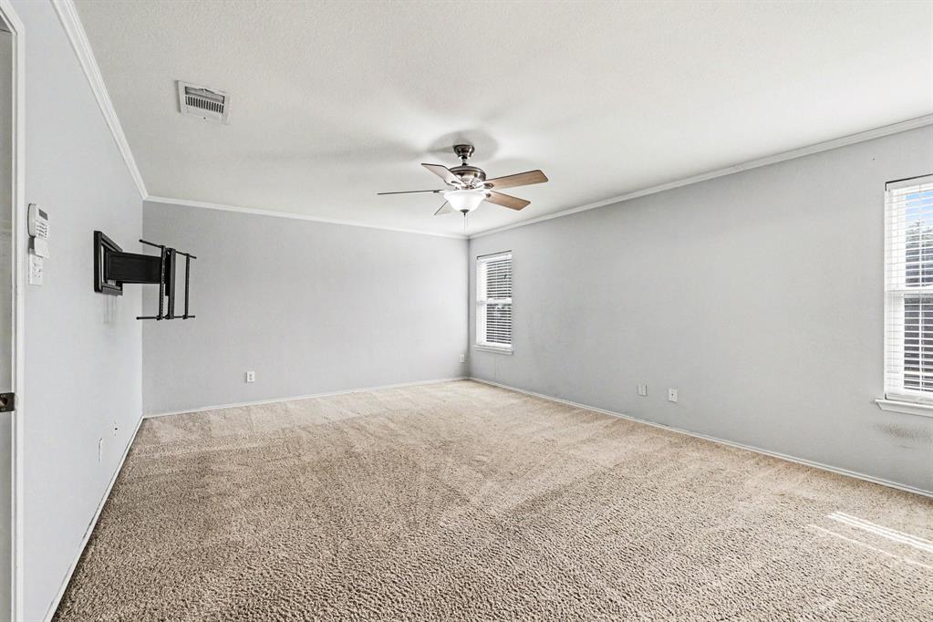 4030 Holly Leaf Court Property Photo 24