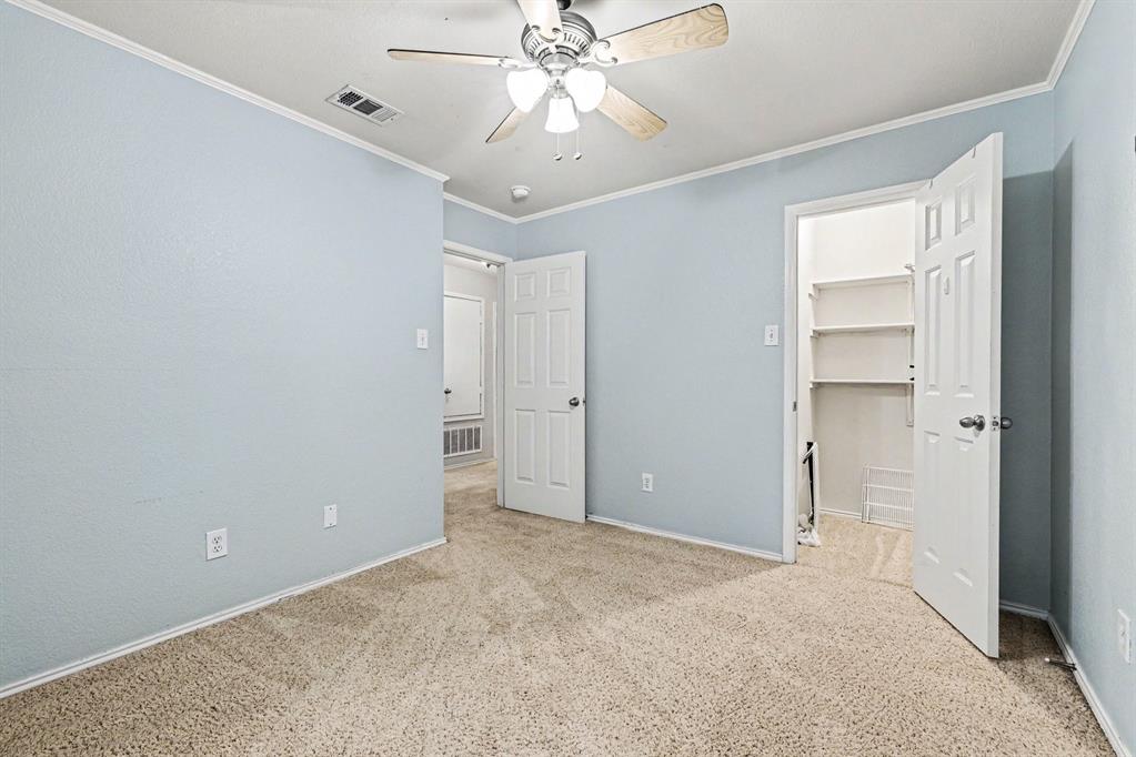 4030 Holly Leaf Court Property Photo 31