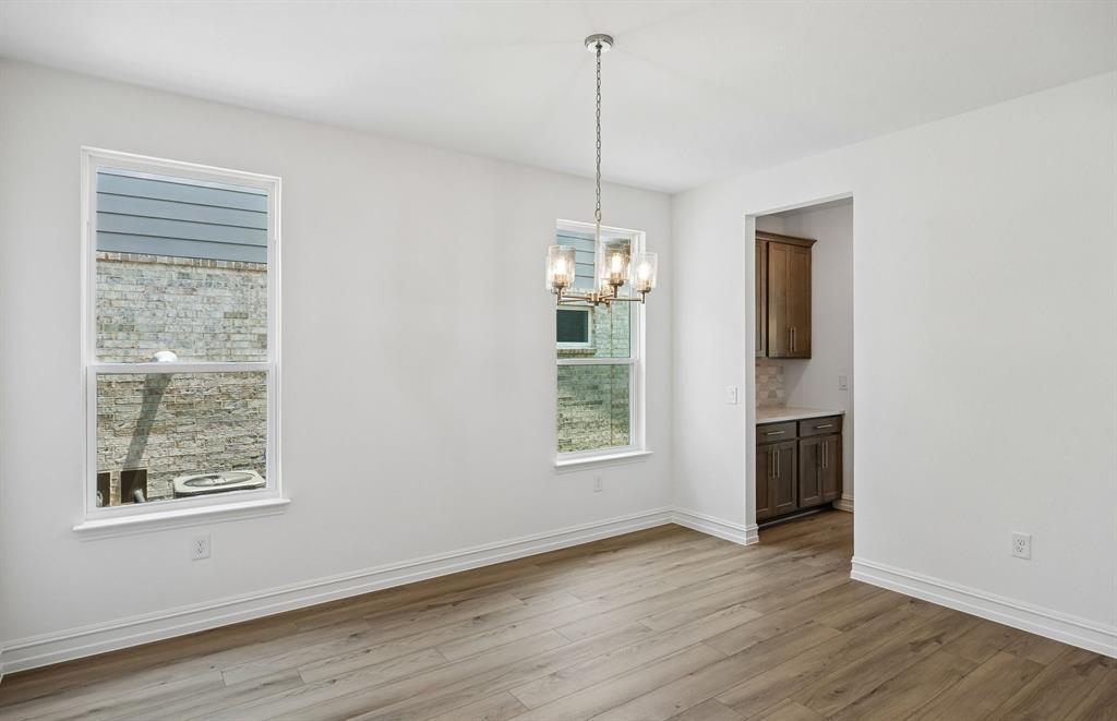 1817 Millswood Drive Property Photo 4