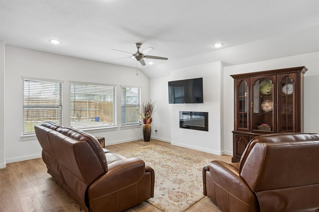 2404 Ponca Drive Property Photo 8