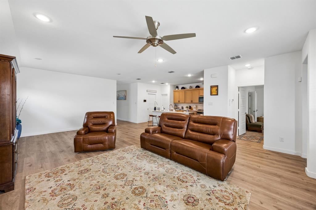 2404 Ponca Drive Property Photo 9