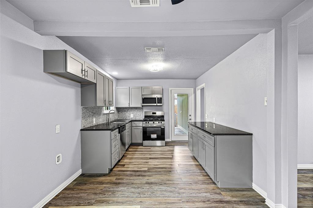 203 S Lancaster Street Property Photo 10