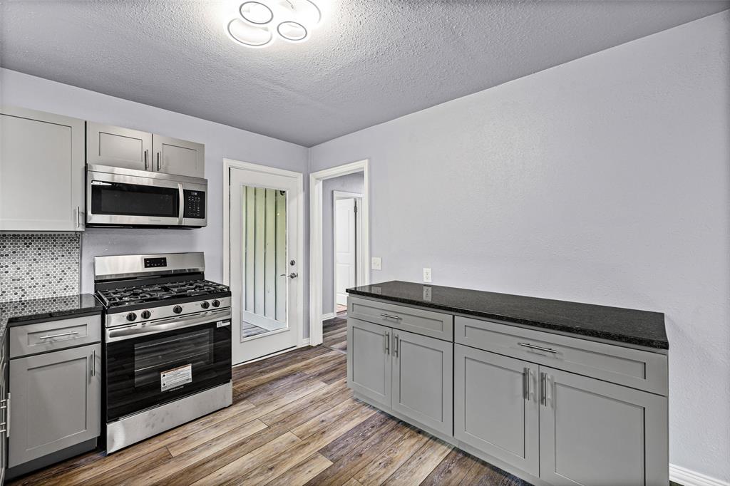 203 S Lancaster Street Property Photo 12