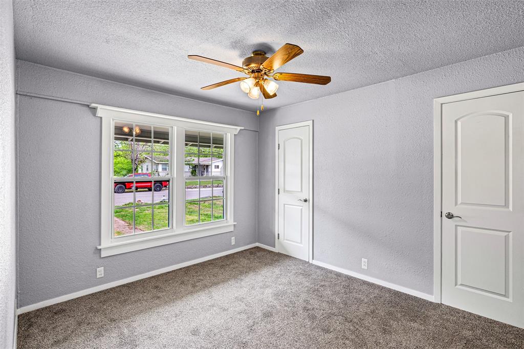 203 S Lancaster Street Property Photo 19