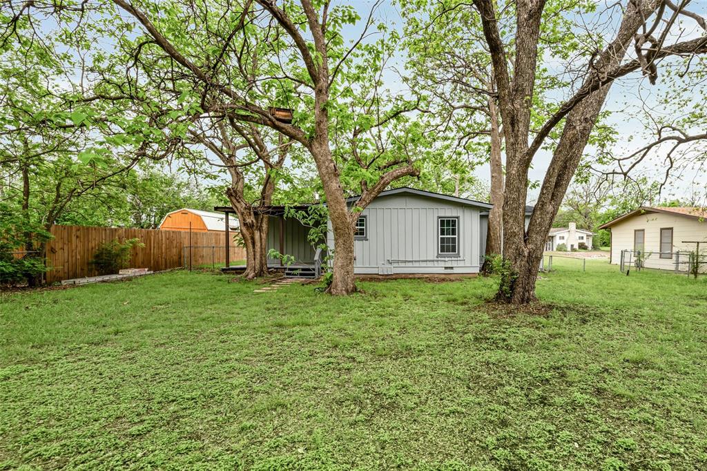 203 S Lancaster Street Property Photo 32
