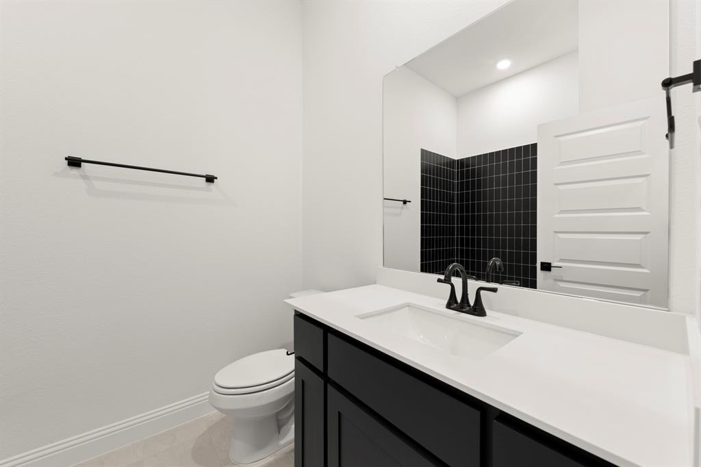 513 San Angelo Drive Property Photo 11