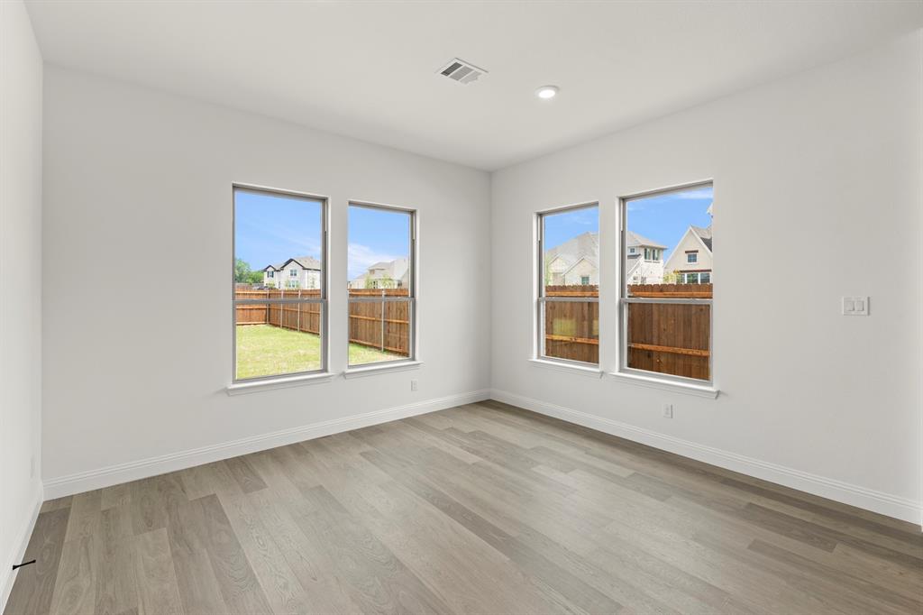 513 San Angelo Drive Property Photo 21