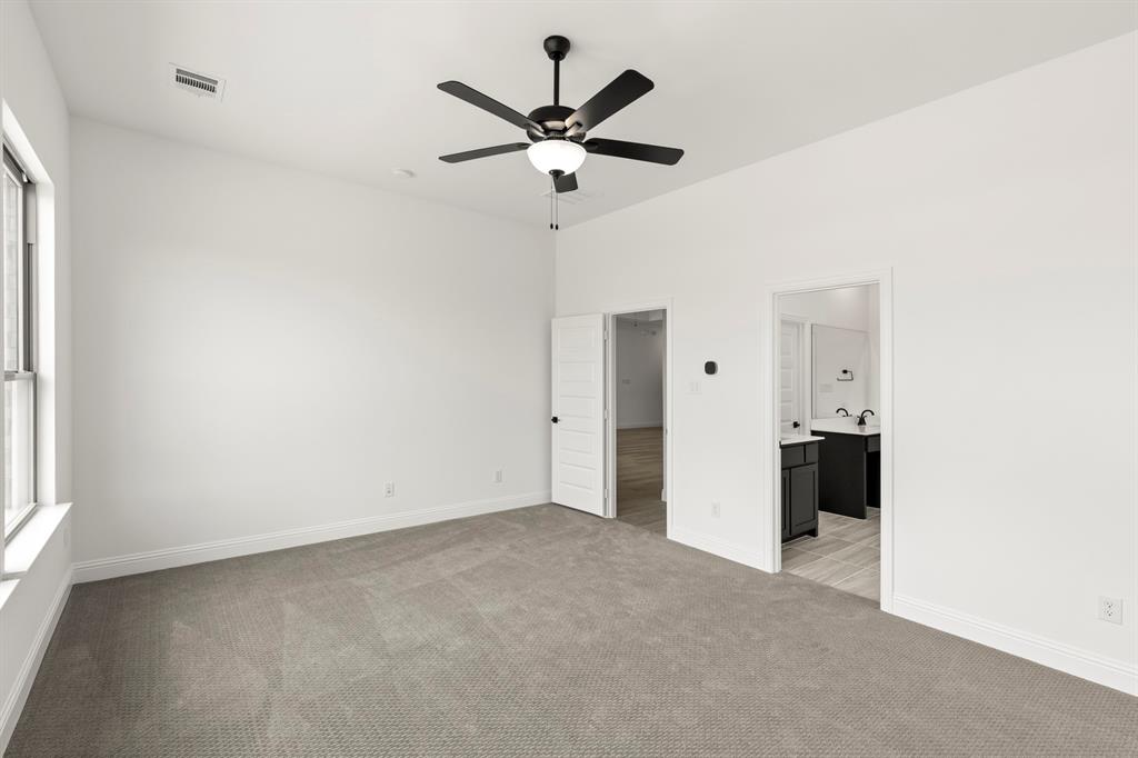 513 San Angelo Drive Property Photo 24