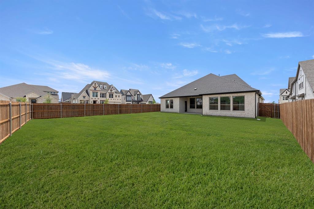 513 San Angelo Drive Property Photo 32