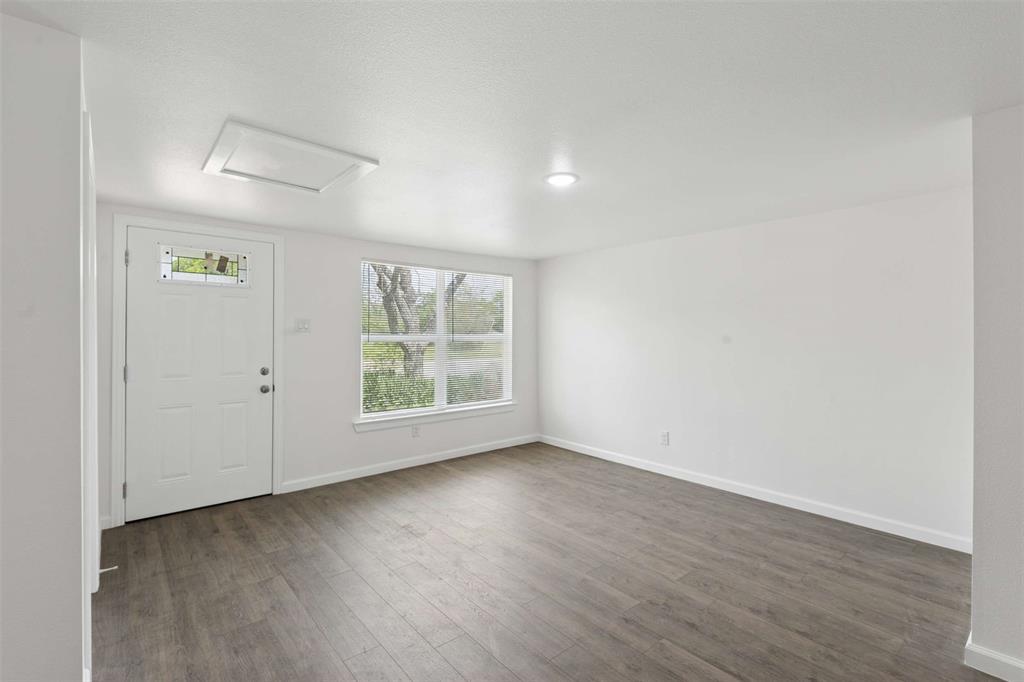 4608 Avenue G Property Photo 4