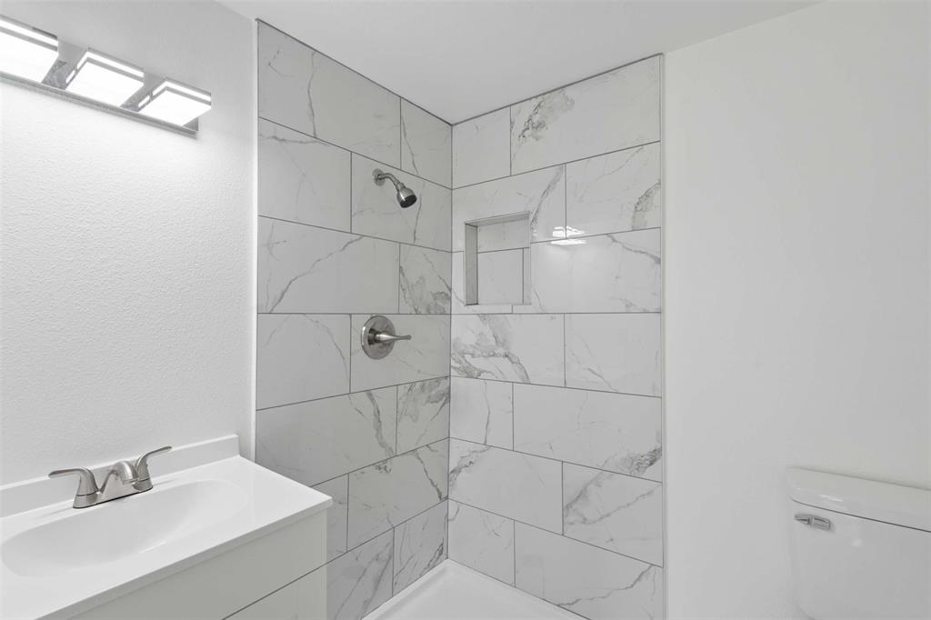4608 Avenue G Property Photo 11