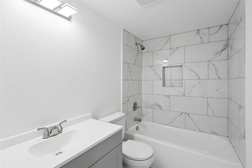 4608 Avenue G Property Photo 15