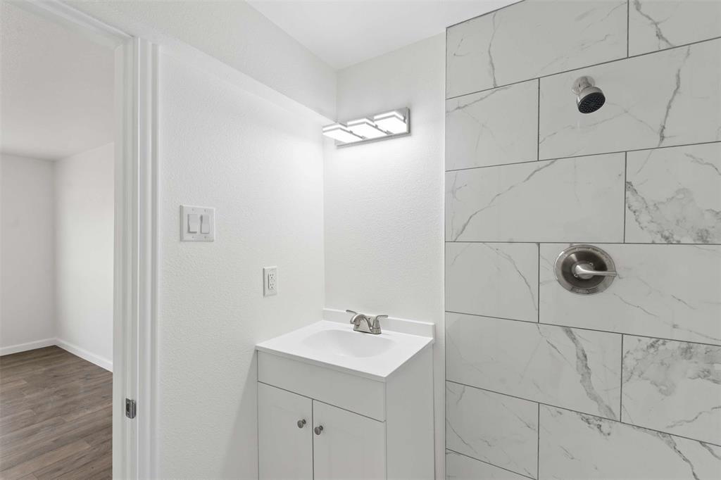 4608 Avenue G Property Photo 17