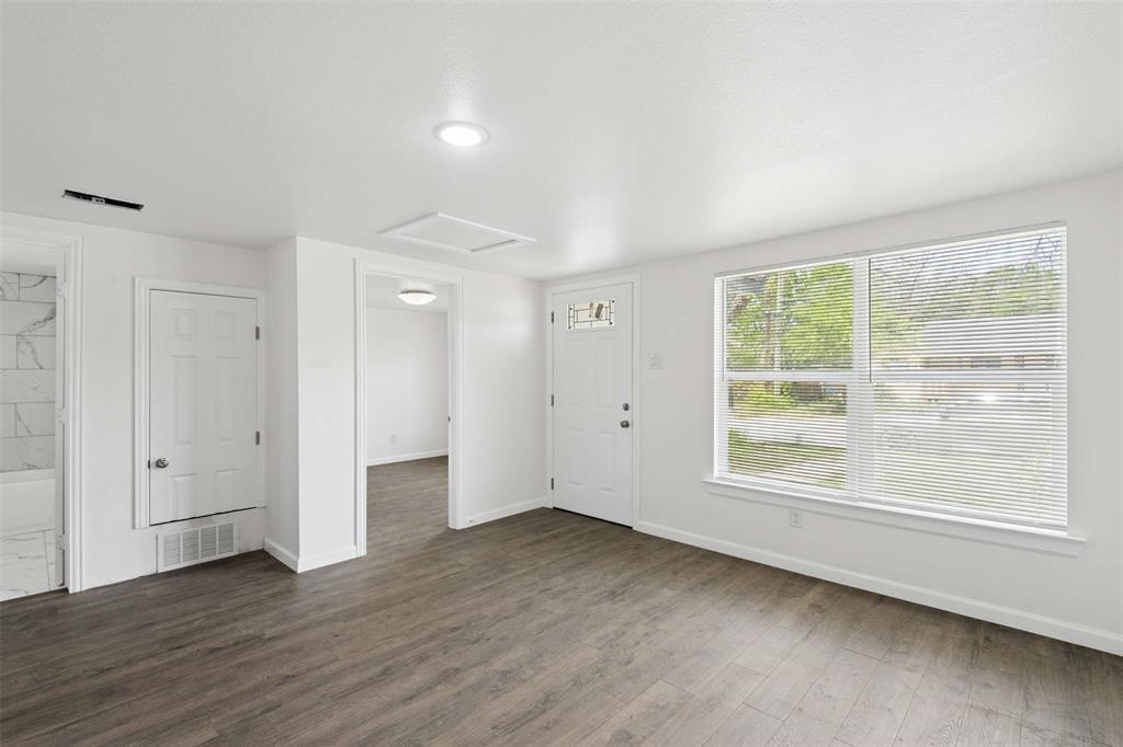 4608 Avenue G Property Photo 20