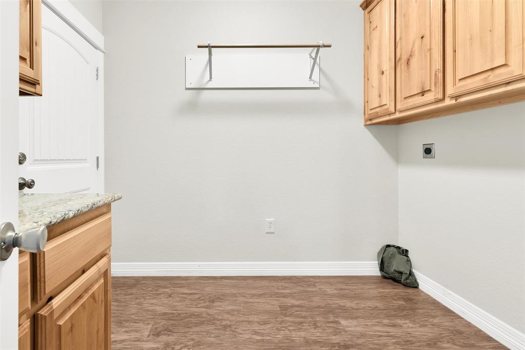 105 Ashlyn Court Property Photo 11