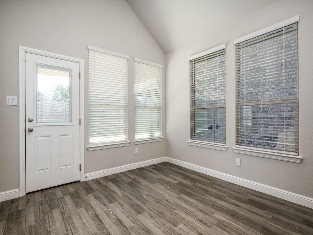 1316 Millerbird Way Property Photo 12