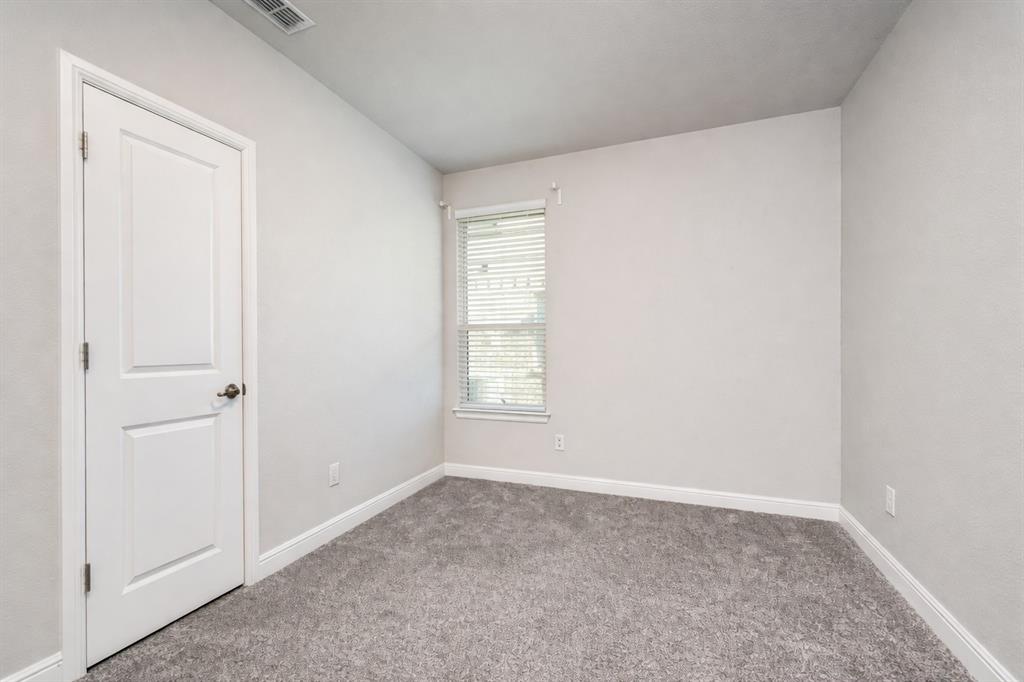 1316 Millerbird Way Property Photo 20