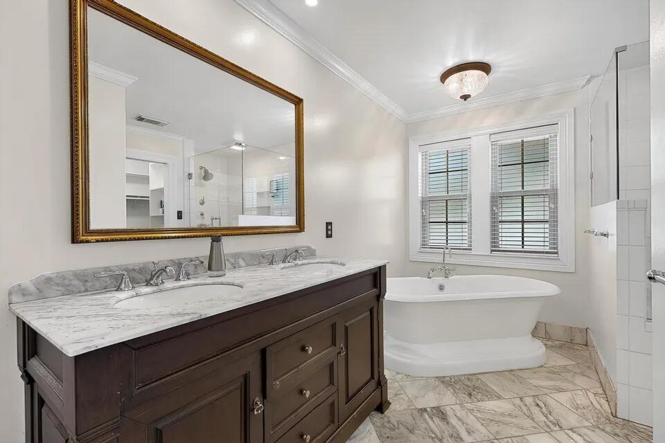 2806 Sausalito Drive Property Photo 11