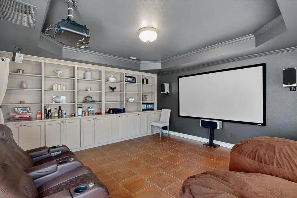 2806 Sausalito Drive Property Photo 12