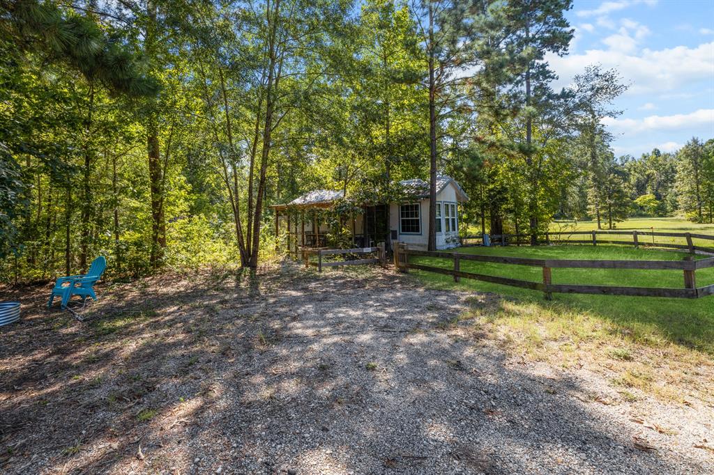905 County Road 4914 Property Photo 4