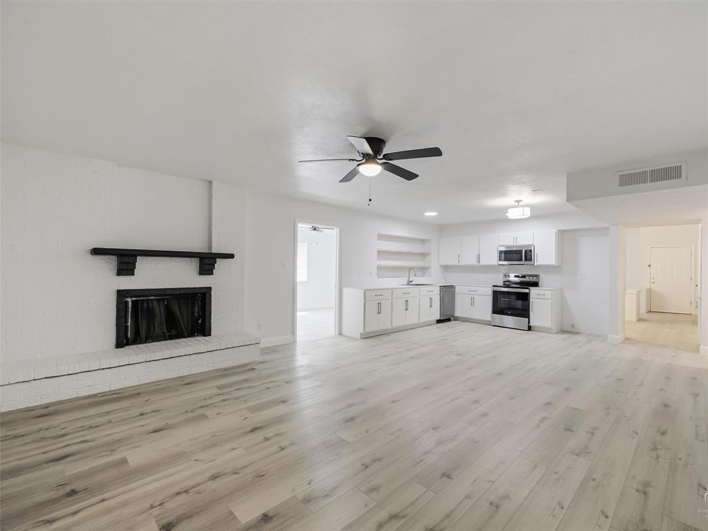 4314 Arrowwood Street Property Photo 2